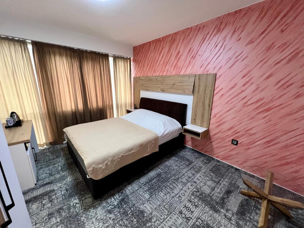 Hotel Brkic Sarajevo Airport - Free Parking Exterior photo